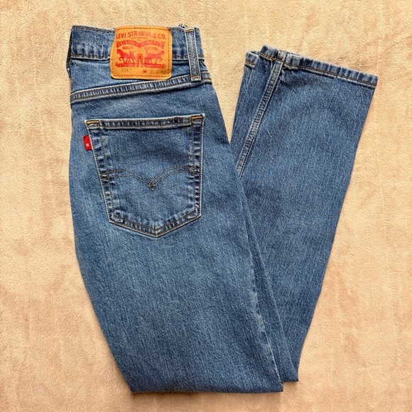 Levi's Other - Levi's 514 Straight Fit Men's Jeans 30x32 Mid Rise Denim Blue Jeans